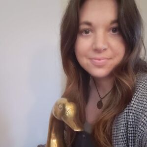 Meet your Posher, Angela